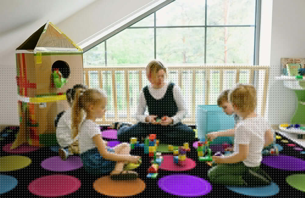 Finding the Right Size: A Teacher's Guide to Classroom Rug Dimensions